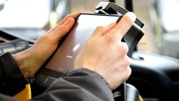 Blog - How to Safely Fit a Tablet in a Vehicle for Mobile Workforces - Captec