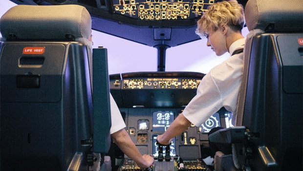 Blog - The Evolution of Flight Simulation - Captec Blog - The Evolution of Flight Simulation - Captec