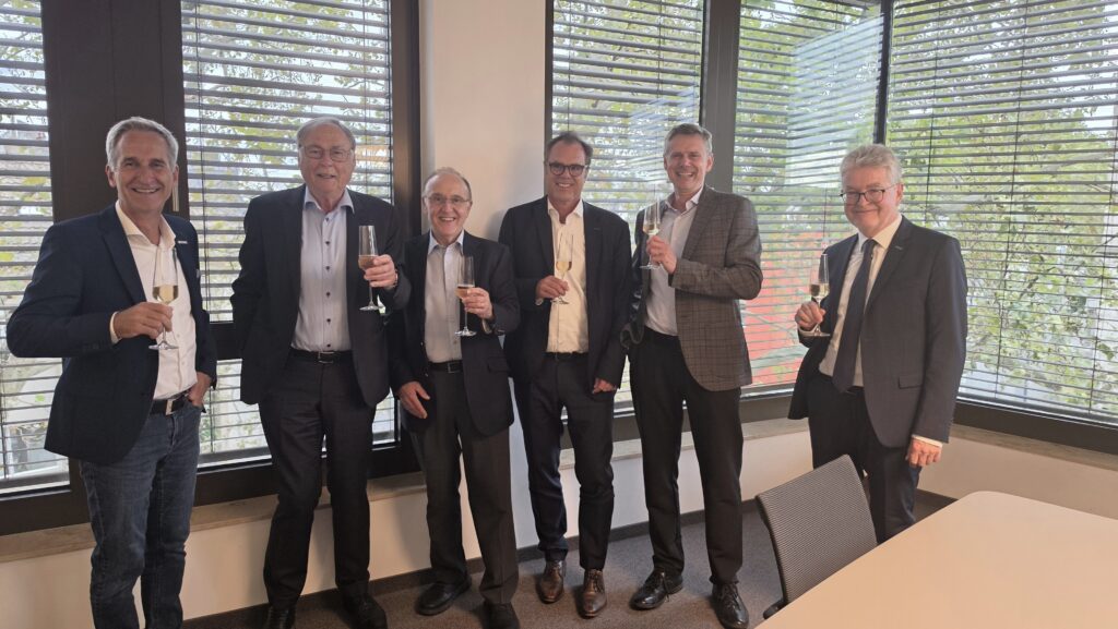 260908_Captec Acquires Serikon Holding_03 260908_Captec Acquires Serikon Holding_03